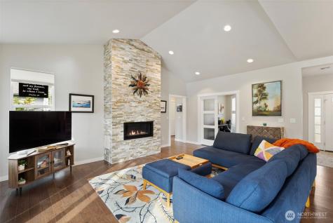 39 Pelton Court Port Ludlow WA 98365