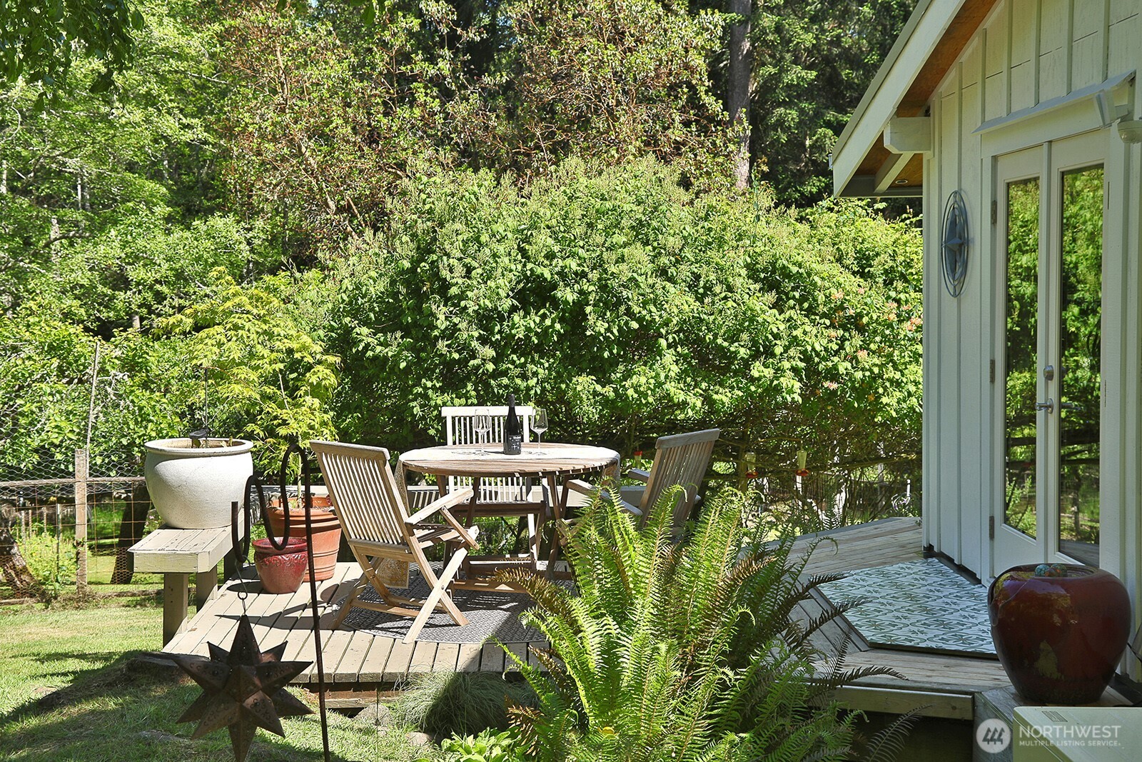 333 Whitewebs Lane Greenbank WA 98253