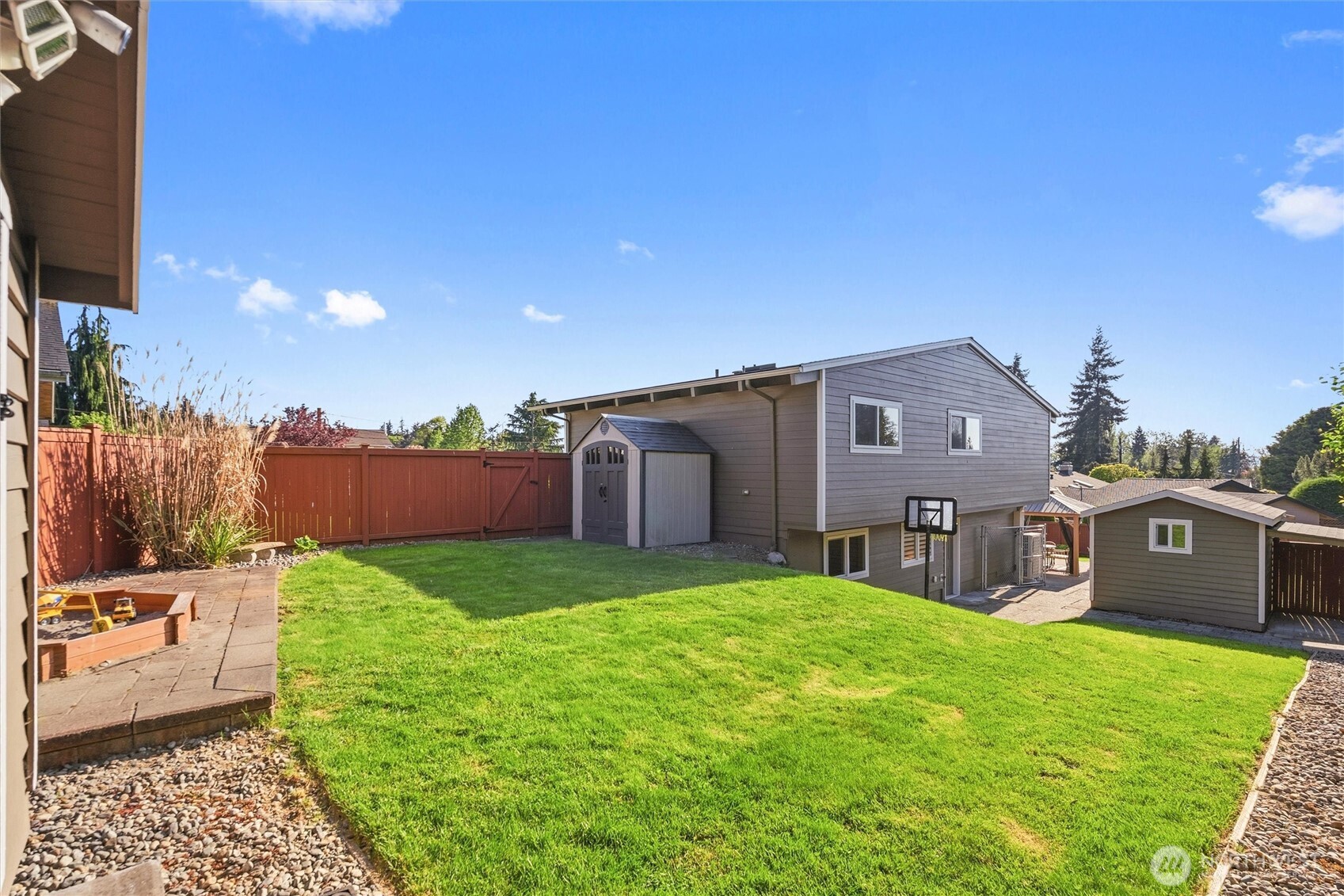 841 Brookmere Drive Edmonds WA 98020