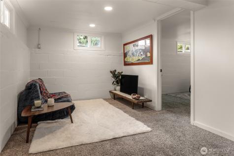 1330 S Ferdinand Street Seattle WA 98108