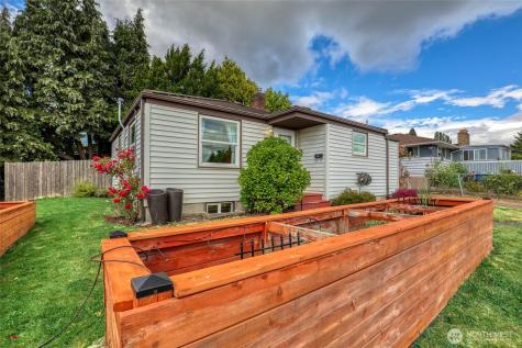 1330 S Ferdinand Street Seattle WA 98108