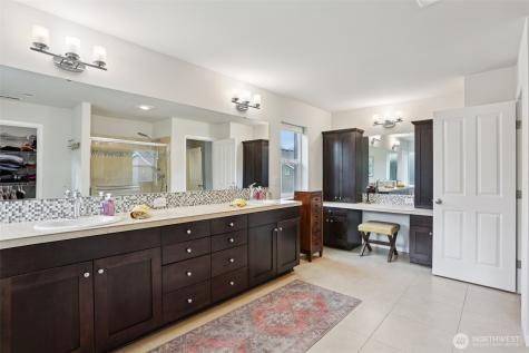 14025 163rd Place SE Renton WA 98059