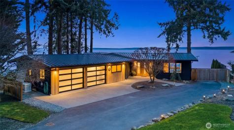 1067 Cavalero Camano Island WA 98282