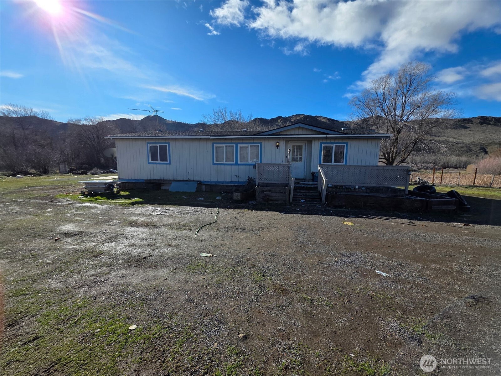 11992 Us Highway 12 Naches WA 98937