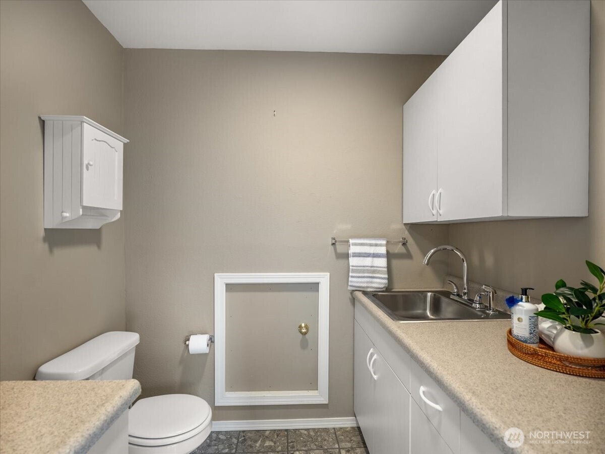17649 SE 297th Place Kent WA 98042