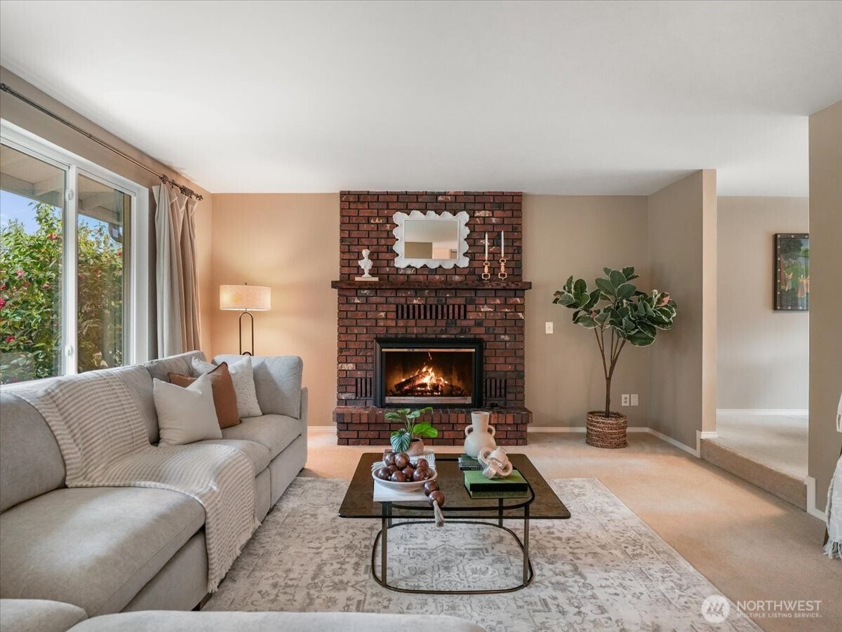 17649 SE 297th Place Kent WA 98042