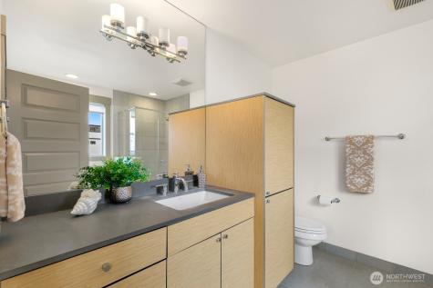 4840 40th Avenue SW Seattle WA 98116
