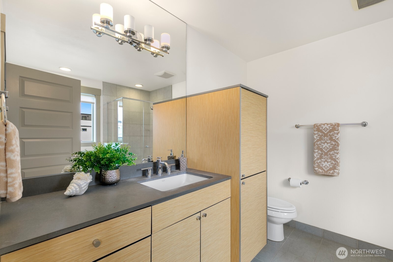 4840 40th Avenue SW Seattle WA 98116