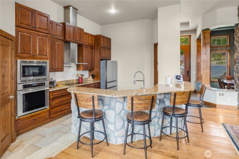 421 Meadow Ridge Drive Cle Elum WA 98922