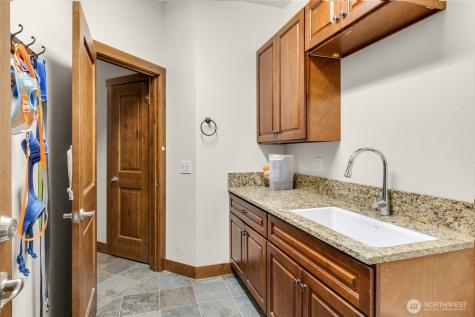 421 Meadow Ridge Drive Cle Elum WA 98922