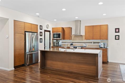 5852 S 326th Court Auburn WA 98001