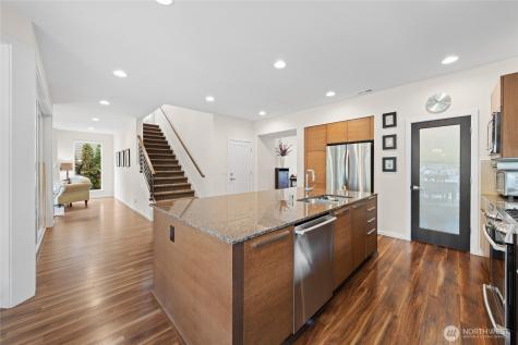5852 S 326th Court Auburn WA 98001