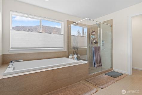 5852 S 326th Court Auburn WA 98001