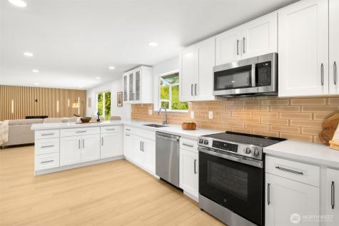 1816 Riverview Drive NE Auburn WA 98002