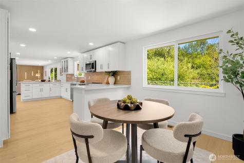 1816 Riverview Drive NE Auburn WA 98002