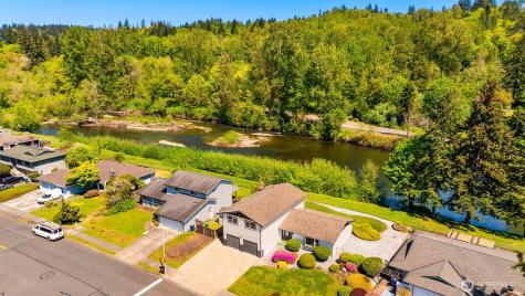 1816 Riverview Drive NE Auburn WA 98002