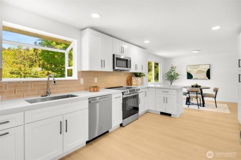 1816 Riverview Drive NE Auburn WA 98002