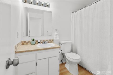5218 90th Place NE Marysville WA 98270
