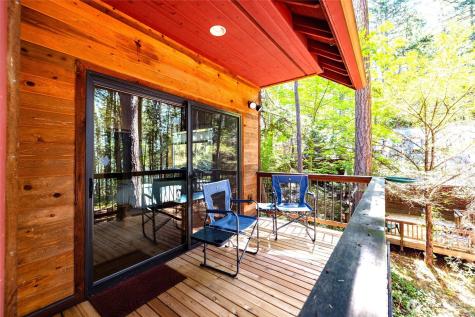1354 Chinook Way Center Island WA 98221