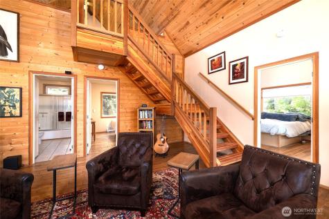 1354 Chinook Way Center Island WA 98221