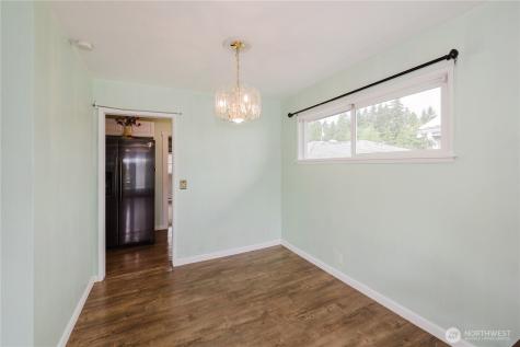 3415 9th Street Bremerton WA 98312