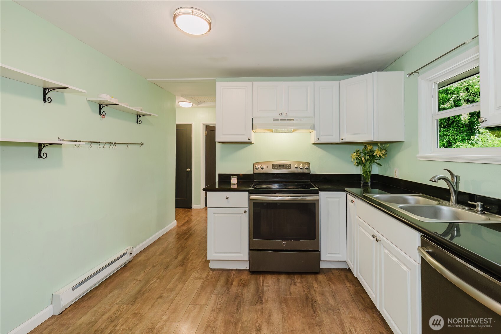 3415 9th Street Bremerton WA 98312
