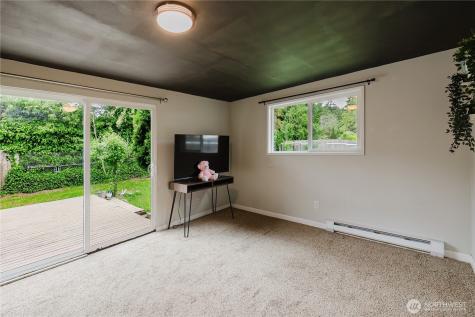 3415 9th Street Bremerton WA 98312