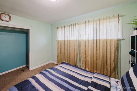 3415 9th Street Bremerton WA 98312