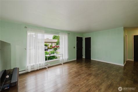 3415 9th Street Bremerton WA 98312