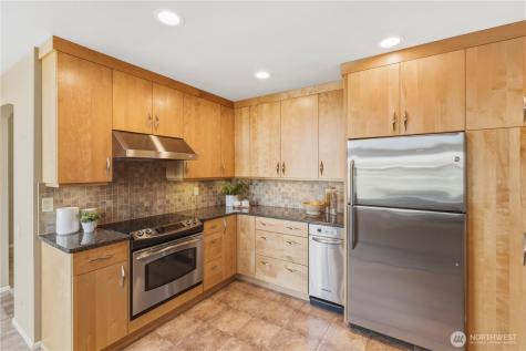 3506 Haines Street Port Townsend WA 98368