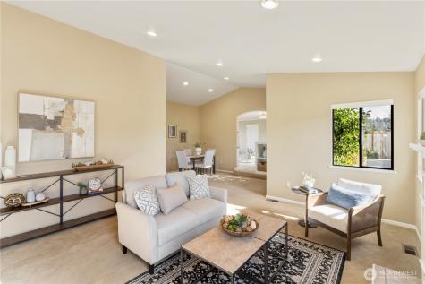 3506 Haines Street Port Townsend WA 98368