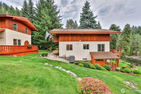 8775 Icicle Road Leavenworth WA 98826