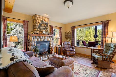 8775 Icicle Road Leavenworth WA 98826