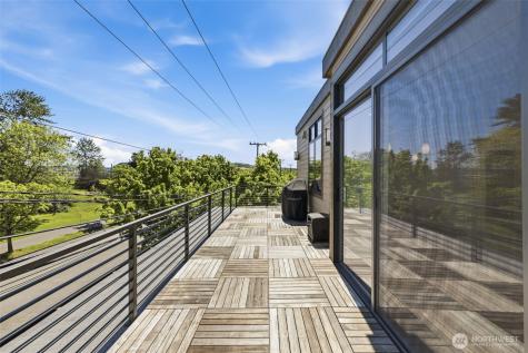3009 Harbor Avenue SW Seattle WA 98126