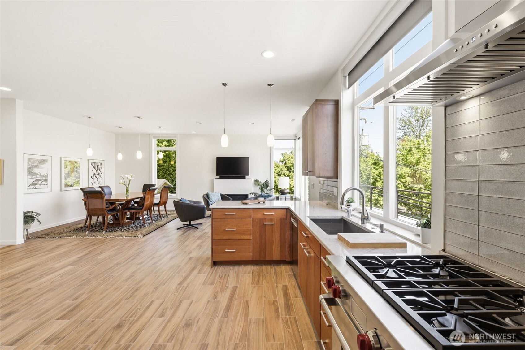 3009 Harbor Avenue SW Seattle WA 98126