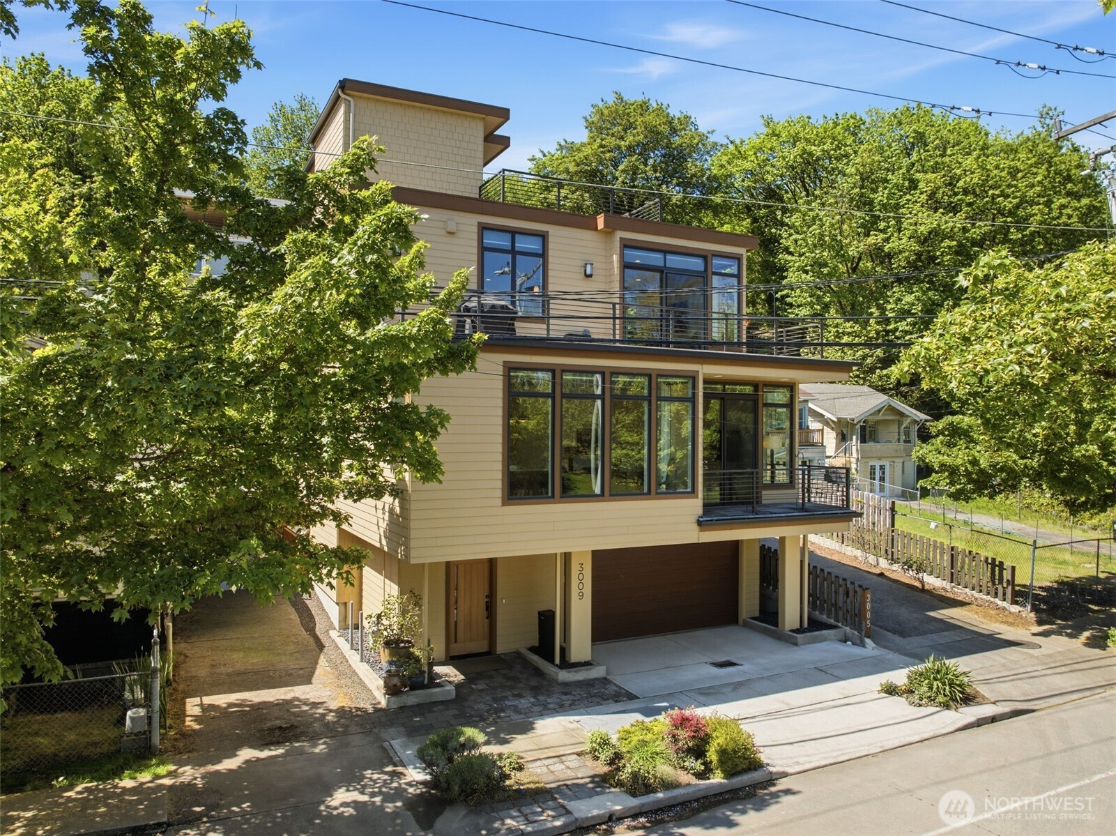 3009 Harbor Avenue SW Seattle WA 98126