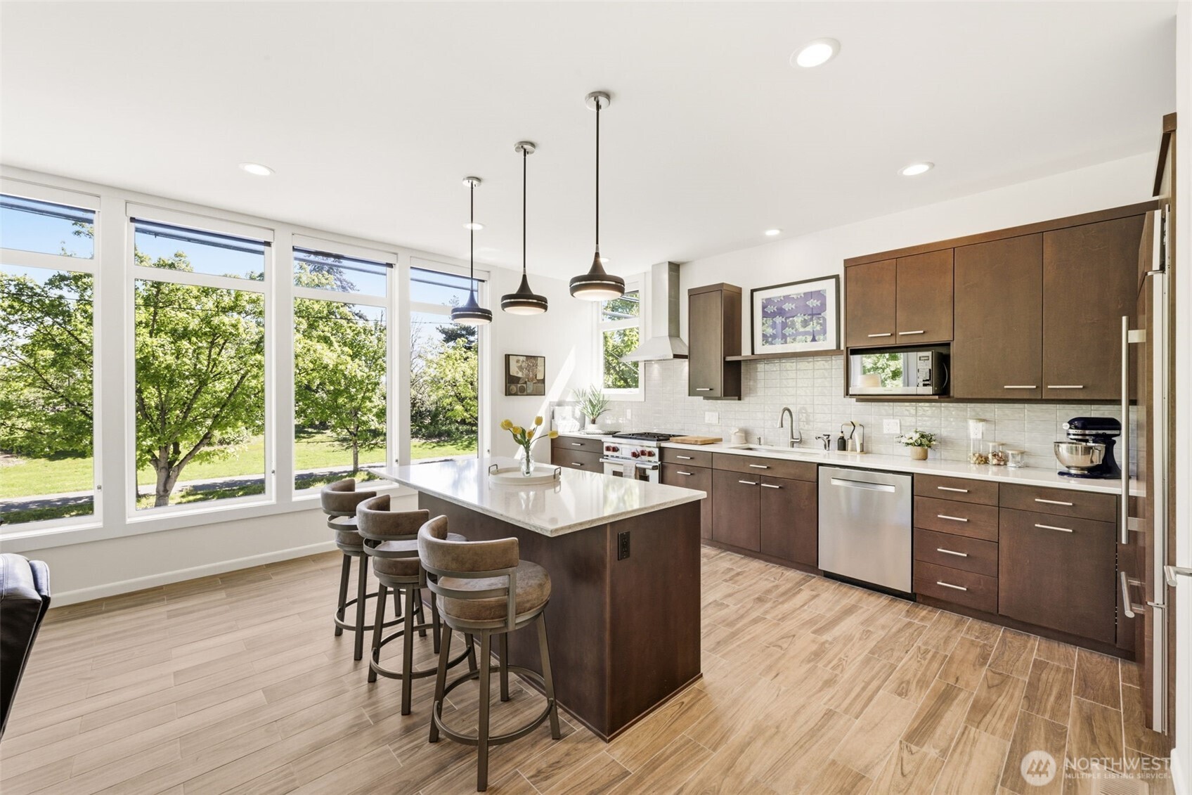 3009 Harbor Avenue SW Seattle WA 98126