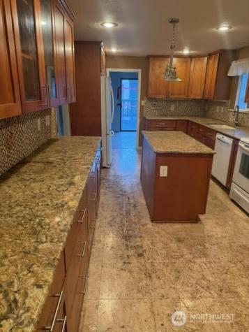 635 Holly Court Shelton WA 98584
