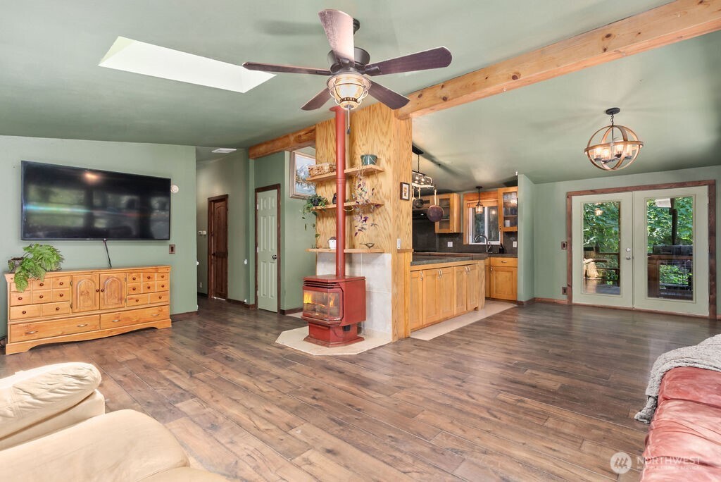 8817 Clearwater Lane SE Port Orchard WA 98367