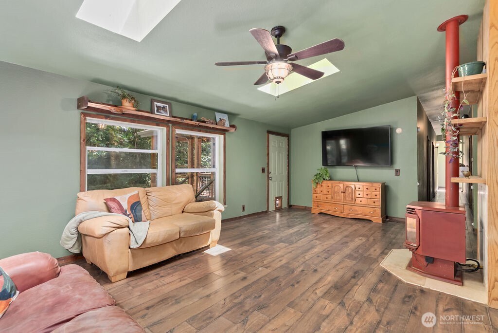 8817 Clearwater Lane SE Port Orchard WA 98367