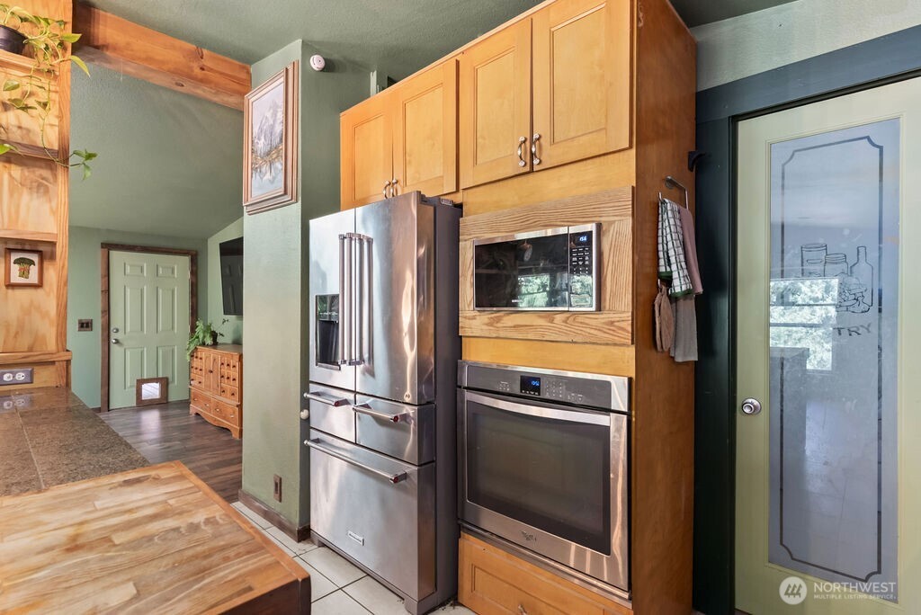 8817 Clearwater Lane SE Port Orchard WA 98367
