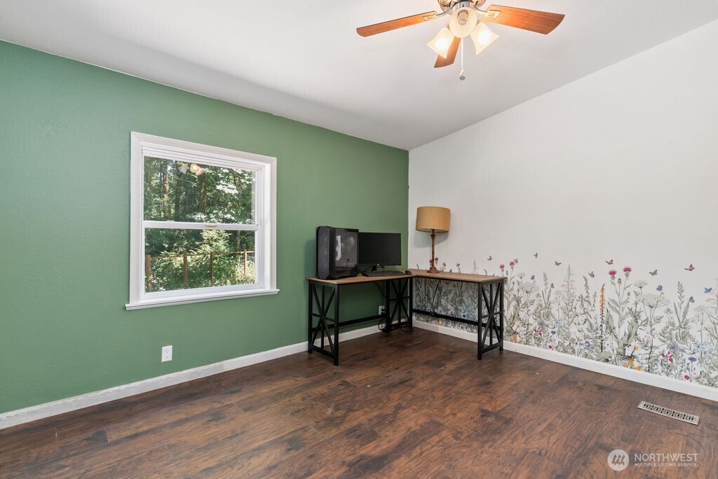 8817 Clearwater Lane SE Port Orchard WA 98367