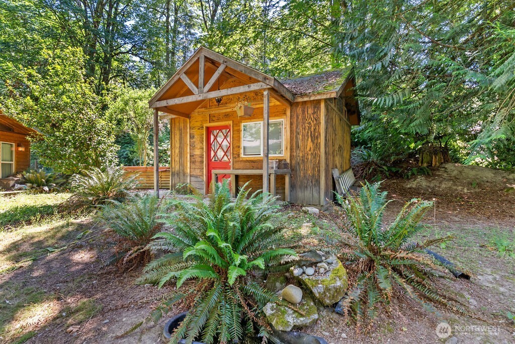 8817 Clearwater Lane SE Port Orchard WA 98367