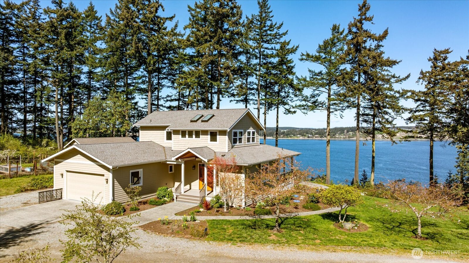 1202 NE Burnham Place Coupeville WA 98239