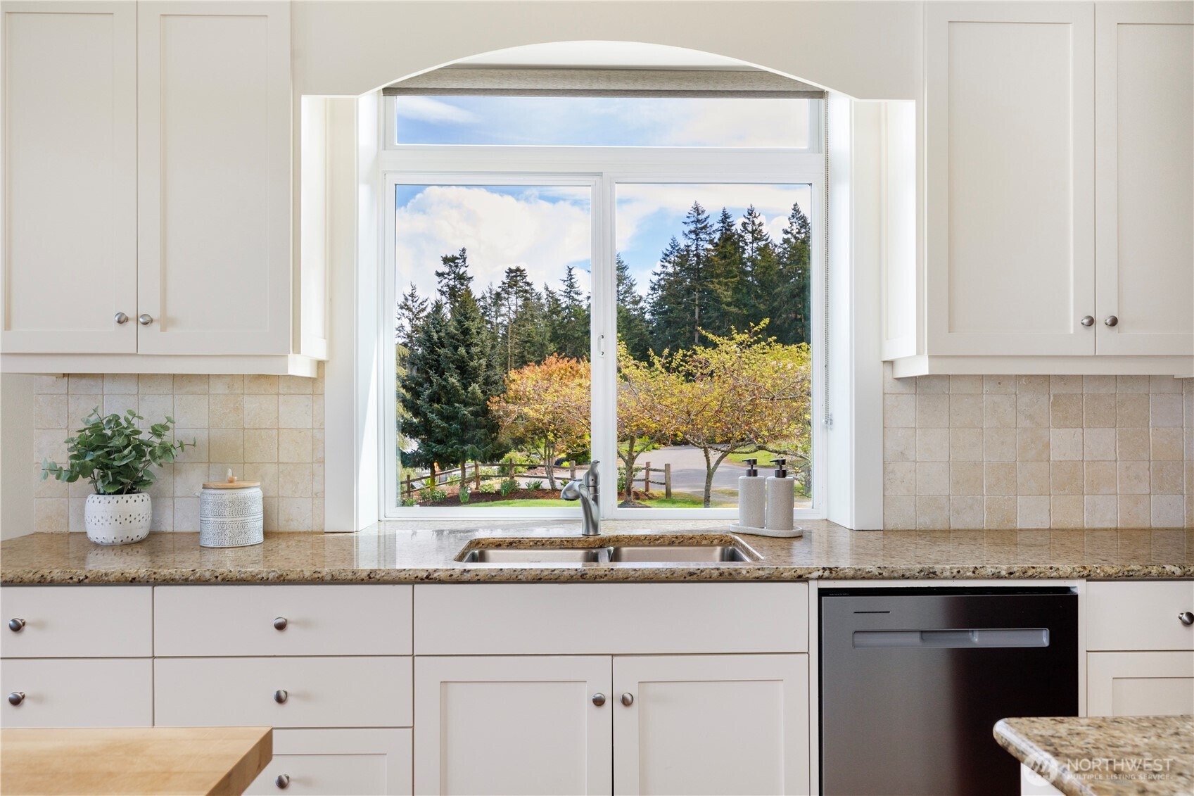 1202 NE Burnham Place Coupeville WA 98239