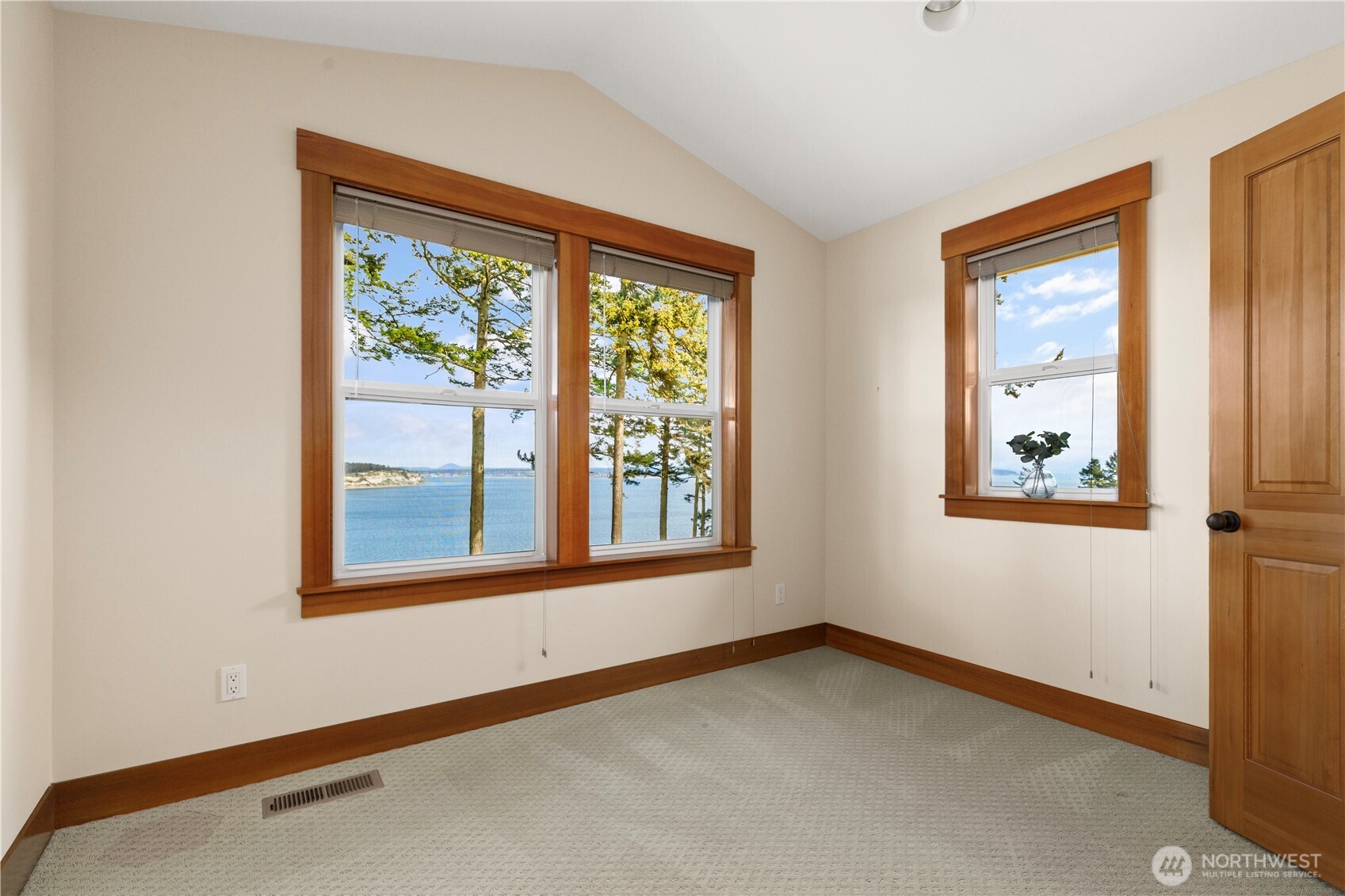 1202 NE Burnham Place Coupeville WA 98239