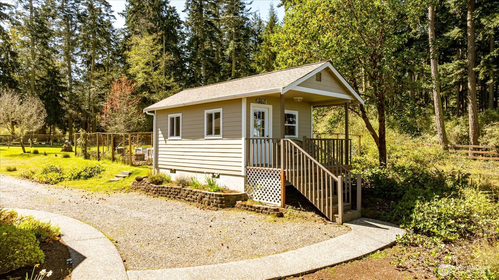 1202 NE Burnham Place Coupeville WA 98239