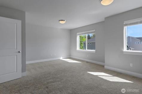 10901 71st Avenue E Puyallup WA 98373