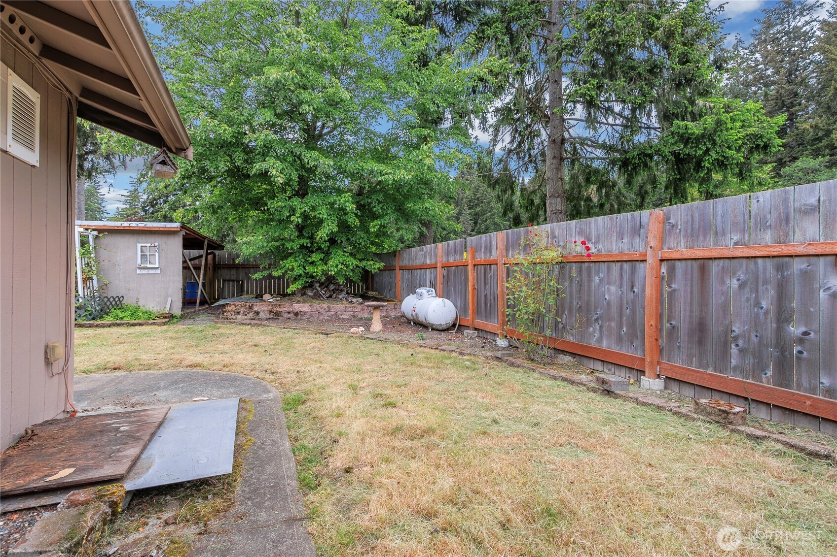 9209 Deers Tongue Cir W University Place WA 98467