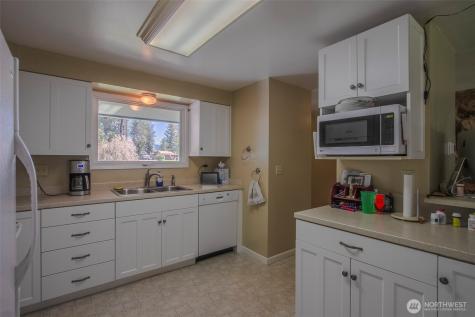 1140 S Pine Street Kettle Falls WA 99141